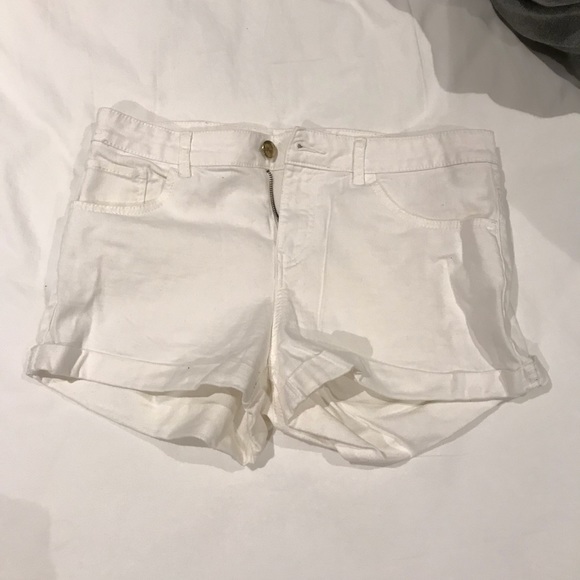 H&M Pants - White H&M shorts